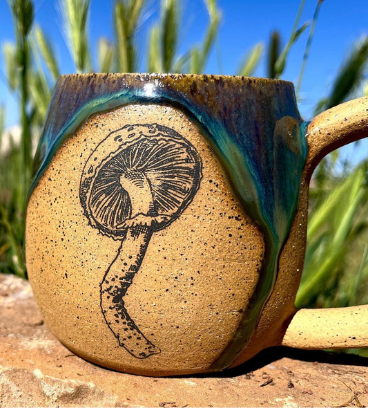 Dripping Mushroom Mug (15oz)